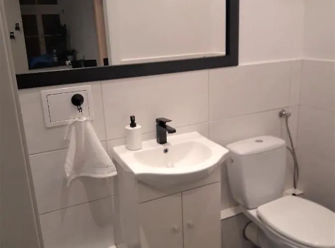 #olejna Stare Miasto... Mkvadrat דירה *